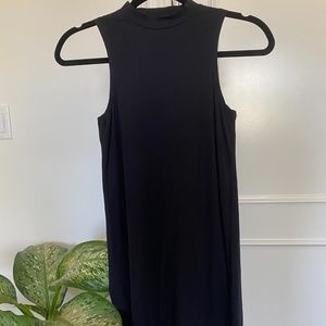 Black Sleeveless Tank Top